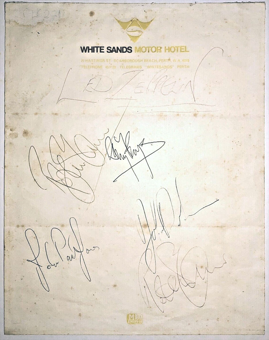 Perth 1972 - Autographs (White Sands Motor Hotel stationary)