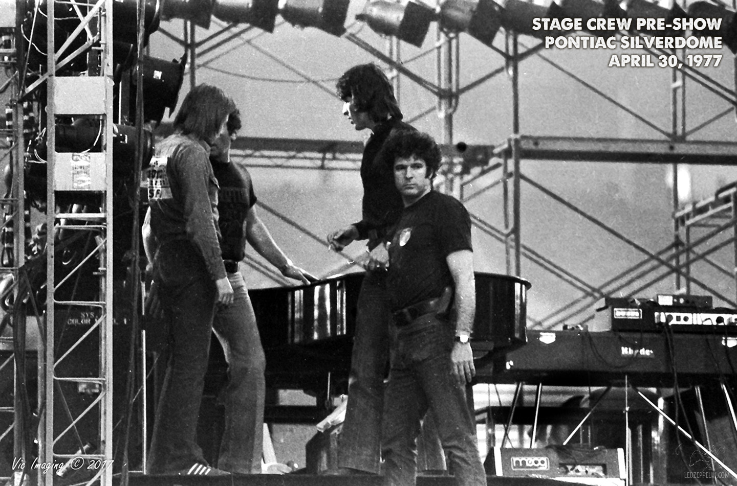 Pontiac 1977 (Pre-Show / Stage Crew)